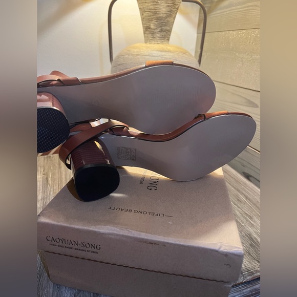 Chunky Heeled Ankle Strap Sandals Size 41 (8.5) - Picture 5 of 5